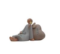 Feather & Grace Nan Angel Figurine - Handcrafted Resin Ornament with Heart Stone, Sentimental Gift Keepsake for Nan, 14cm Collectible Decoration