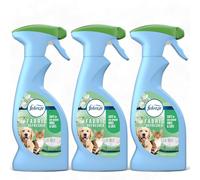 Febreze Fabric Refresher Spray, PET Odour Eliminator with OdourClear Technology, Fresh Scent, 3 x 375ml Multipack (Total 1125ml) - Fights Tough Dog & Cat Smells on Hard-to-Wash Fabrics