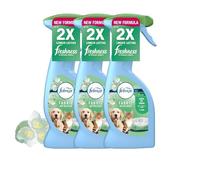 Febreze PET Fabric Refresher Spray - Pack of 3 × 375 ml | Heavy-Duty OdourClear Formula | Eliminates Pet Odours from Sofas, Carpets & Curtains