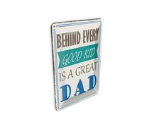 Femer Tin Postcard with German Text 10 x 14 cm Behind Every Good Kid Is A Great Dad