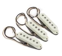 Fender Pure Vintage '65 Strat® Pickup Set, Vintage White (3)