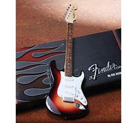 Axe Heaven Fender Stratocaster Sunburst