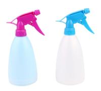 FESTFENDS Reusable Spray Bottles for Kitchen and Fine Mist Spray 500ml 4pcs with Comfortable Grip Pet Plastic Bottle Set Random Color and Professional Hairdressing Salon Use