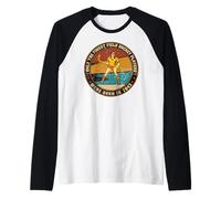 Field-Hockey-Players Born in 1943 Birthday Field-Hockey Raglan Baseball Tee