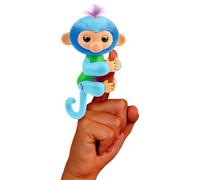 FINGERLINGS Magic Moods Mica Hanging Mica on Your Finger, Her Heart Lights Up According to Your Mood, Communicates with 70 Sounds and Reactions, Batteries Included, Interactive Toy, Age 5+