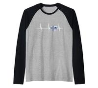 Finland Heart Finnish Flag Heartbeat EKG Pulse Finnish Pride Raglan Baseball Tee