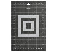 Fiskars Cutting Mat A3 (30 cm x 45 cm/12” x 18”), Cut Resistant, 1003894