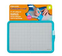 Fiskars Kids Cutting Pen and Mat - Safe Precision Cutting Tool with Foldable Non-Slip Mat for Crafting and School Projects