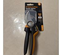 Fiskars Solid Black & Orange Scissor Secateurs