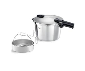 Fissler Vitaquick Premium/Large Pressure Cooker (8 L, Diameter 26 cm) with Insert, Stainless Steel Pressure Cooker, 2 Cooking Levels, Made in Germany, Induction
