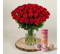 Fleur De Luxe 50 Red Roses Fresh Flower Bouquet With Gift Set, Long Stem Red Rose Arrangement, Valentines Day Romantic Flowers For Her, Anniversary Birthday Gift Idea For Wife Girlfriend Mum