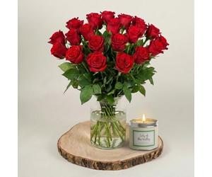 Fleur De Luxe Two Dozen Red Roses Fresh Cut Flower Bouquet With Scented Candle Gift Set For Valentine'S Day Romantic Anniversary Birthday For Her Or Him, Long Stem Roses, Hand Tied Arrangement