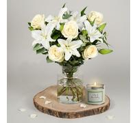 Fleur De Luxe White Harmony Fresh Flower Bouquet With Candle Gift Set, Elegant White Roses And Seasonal Stems, Romantic Valentine’s Day Flowers For Her, Home Fragrance Present