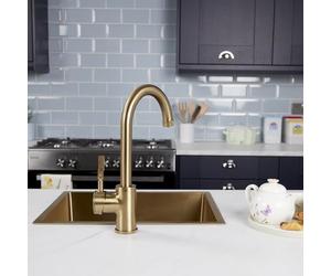 flöde Kraft Solo | Industrial Style Single Lever 3 in 1 Instant Boiling Tap | Full Boiling Tap Kit - Tap, Tank & Filter - Boiling Water Instantly in Your Kitchen (Brushed Brass)