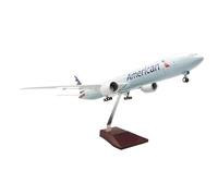 Flying airplane model B777 1/157 Scale Aircraft American Air Airlines Model For Diecast Plane Collection Display Toy Gift aviation aircraft model