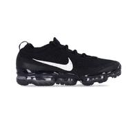 Flyknit Black Low Sneaker - female - Nike - Running Shoes - Black - 7 UK - Sport 7 UK