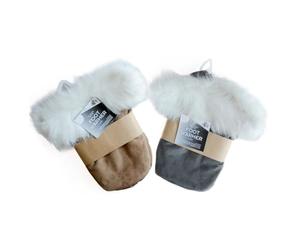Foot Warmer with 2L Hot Water Bottle included inside the Zip Insert, Thick Fur & Suede Fabric Material, one size, Ideal for Sitting down at a desk/sofa & keeping your feet warm (FOOT WARMER)