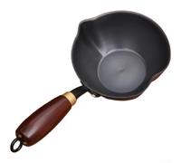 For Miniature Heart Design Iron Oil Splashing Pan Featuring Wooden Handle and Pouring Spout for Cast Iron Frying Accessories
