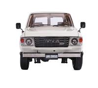 For Nissan Skyline 2000GT-R Open All Doors White Simulated Alloy Car Model 1 18 Mini Replica Toys