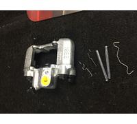 FOR TOYOTA CELICA 1.8VVTI 1999-2006 REAR BRAKE CALIPER + PAD PINS OS RH