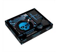 Forbidden Feasts: The Official Lights Out Cookbook and Apron Gift Set: By Navessa Allen