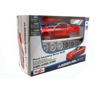 Ford Mustang Boss 302 2012 Plastic Kit 1:24 Model 39269 Maisto