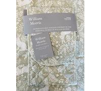 Forest Life Animals 100% Cotton Double Oven Glove 92cm x 20cm William Morris Gallery in Green