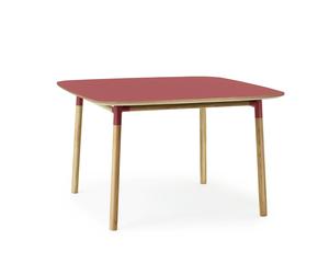 Form Dining Table 120 x 120 cm Red/ Oak