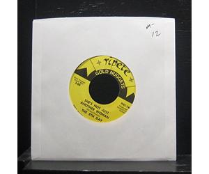 Freda Payne - She's Not Just Another Woman / Band Of Gold