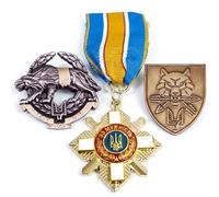 FREECROWS Ukraine Elite Forces Heritage Set - Professional Order of Courage Relief - Special Operations Wolf-Warrior Exhibit - Gold & Bronze replica
