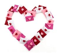 Frienda 100 Pcs Valentine's Day Mini Felt Envelopes 2.52 x 1.57 In for Mini Love Notes Heart Love Envelopes for Valentine Party Decoration Favor Table Scatter Exchange Gifts Wedding Shower DIY Crafts