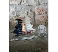 FSSS Ltd Loved Ones in Heaven mirror acrylic Christmas tree Xmas Memory Table Top Plaque Centrepiece with Empty Chairs Personalised (1 chair)