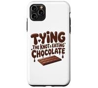 Funny Bride Tying The Knot Eating Chocolate Wedding Humor Case for iPhone 11 Pro Max