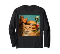 Funny Cat Selfie with Bigfoot, Alien Eating Pizza & Burgers Long Sleeve T-Shirt