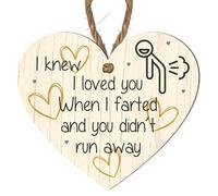 Funny Heart Plaque - "I Knew I Loved You When I Farted And You Didn’t Run Away" - Humorous MDF Wooden Hanging Sign - Quirky Love Gift for Couples, Valentine's, or Anniversary