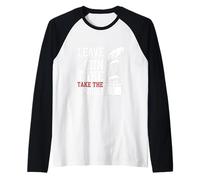 Funny Leave The Gun Take the Cannoli Men Women Italian Flag Raglan Baseball Tee