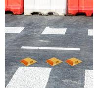 FUOYLOO Driveway Marker Reflectors 6Pcs Plastic Yellow Reflective Road Pavement Markers for Garden Outdoor Safety Heavy Duty Design