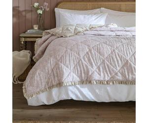 Furn The Ultimate Velvet Eyelet Curtains (Pack of 2) - Emerald - 137cm x 117cm - Emerald - 100% Polyester