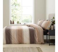 Fusion Betley Quilt Set Double 200 x 200cm - Natural Polycotton Easy Care Bedding with Classic Betley Design, Includes 2 Pillowcases