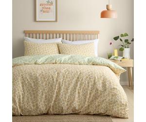 Fusion Retro Daisy Floral Duvet Cover Set Super King 260 x 220cm - Easy Care Bedding with Vintage Daisy Flower Design, Includes 2 Pillowcases, Yellow