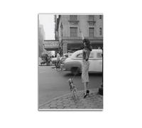 FUWKKZM Woman Portrait Old Photo New York City Poster Decorative Painting Canvas Wall Art Living Room Poster Bedroom Painting Unframe-style 24x36inch(60x90cm)
