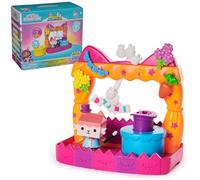 Gabby's Dollhouse, Baby Box Talent Show Balcony Playset, 8-Pcs with Toy Figures, Doll’s House Accessories and Sensory Play, Kids’ Toys for Girls and Boys 3+