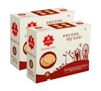 GAJAK BHANDAR GolPeanut Sesame Chikki 1000g | 2 x 500g Boxes | TilPeanut Gajak | Crispy Peanut Chikki | Indian Mithai | No Liquid Glucose or Preservatives | Made with Cow Ghee | Premium Packaging