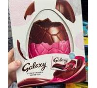 Galaxy Milk Chocolate & Cookie Crumble Giant Easter Egg 494g Special For Easter 2025