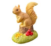 Garden Animal Sculpture, Squirrel Standing on a Tree Stump Figurines Resin Handicraft Ornaments for Fairytale Gardens, Decks, Patios, Lawns, Balconies