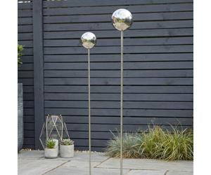 Garden Greatness 1.2m Gazeball Garden Stake Decoration in Silver | Size: 1 Pack Garden Greatness Silver 1 Pack