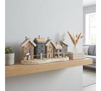 Garden Greatness Beach Houses On Mount Decoration | Size: 1 Pack Garden Greatness Multicolor 1 Pack