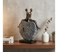 Garden Greatness Relica Couple On Heart Sculpture