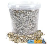 BusyBeaks Mixed Poultry Grit | Premium Quality Natural Feed Mix | Added Oyster Shell | Rich in Vitamins and Calcium | A Nutritious Supplement Food | Strong Beaks, Tough Bones & Large Eggs (1L Tub)