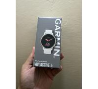 Garmin Vivoactive 5 3.05 cm (1.2") AMOLED Digital 390 x 390 pixels Touchscreen White Wi-Fi GPS (satellite)